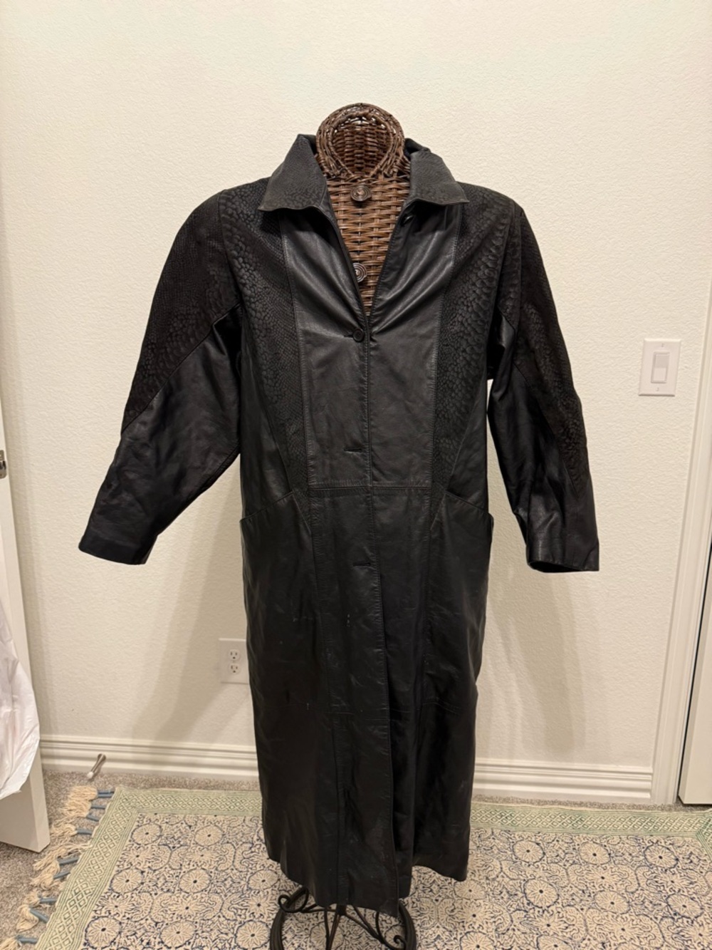 🐍 VTG Charles Klein Leather Trench w/ Snakeskin Panels